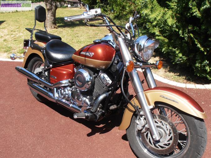 YAMAHA 650 XVS DRAGSTAR CLASSIC