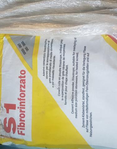 Colle Carrelage direct d' ITALIE 9,90e/les 25 KG