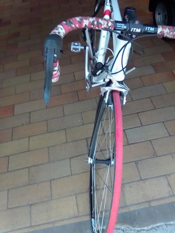 1 vélo course d' occasion marque EXS ALLOY 7000 DB