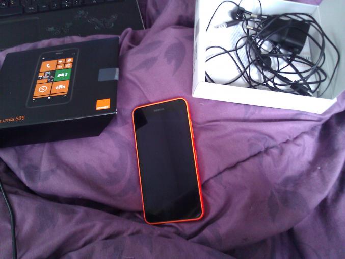 échange ou vend nokia lumia 635 et HTC HD7 contre un iphone