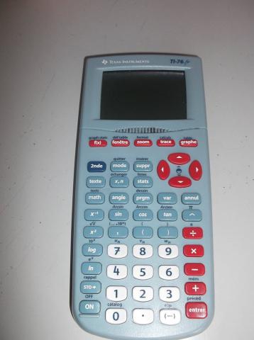Calculatrice TI.76