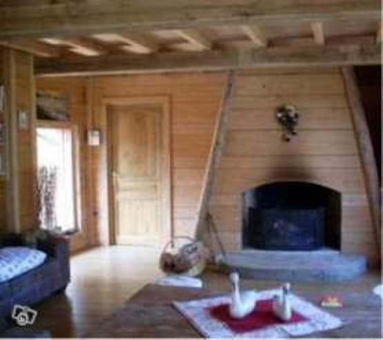 FERME AU CARRE RENOVEE EN PLEINE CAMPAGNE