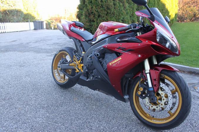 Yamaha r1 2004