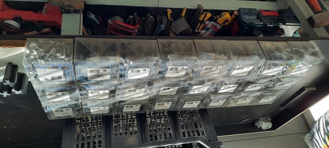 Clips pour lames de terrasses 