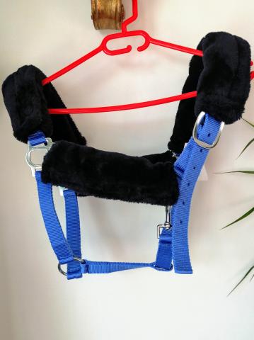 Licol + longe + fausse fourrure