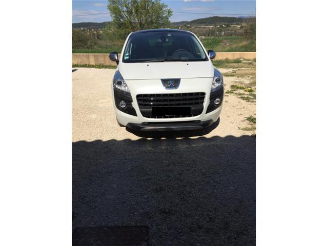 Peugeot 3008 1.6 HDi 16V 112ch FAP Premium Pack