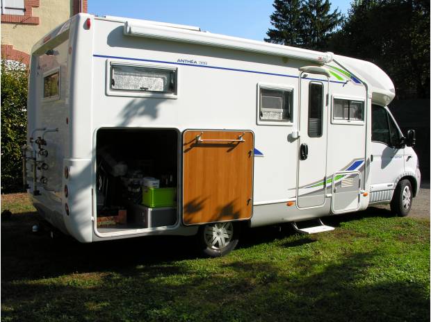 A donner Camping car AUTOSTAR Anthea 388