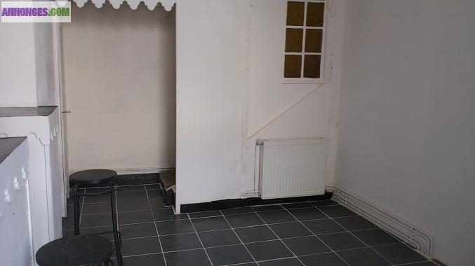 Maison de ville à louer MEZIN