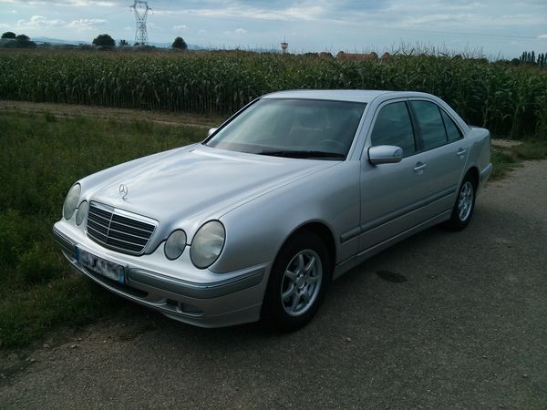 Vends Mercedes E220 CDI