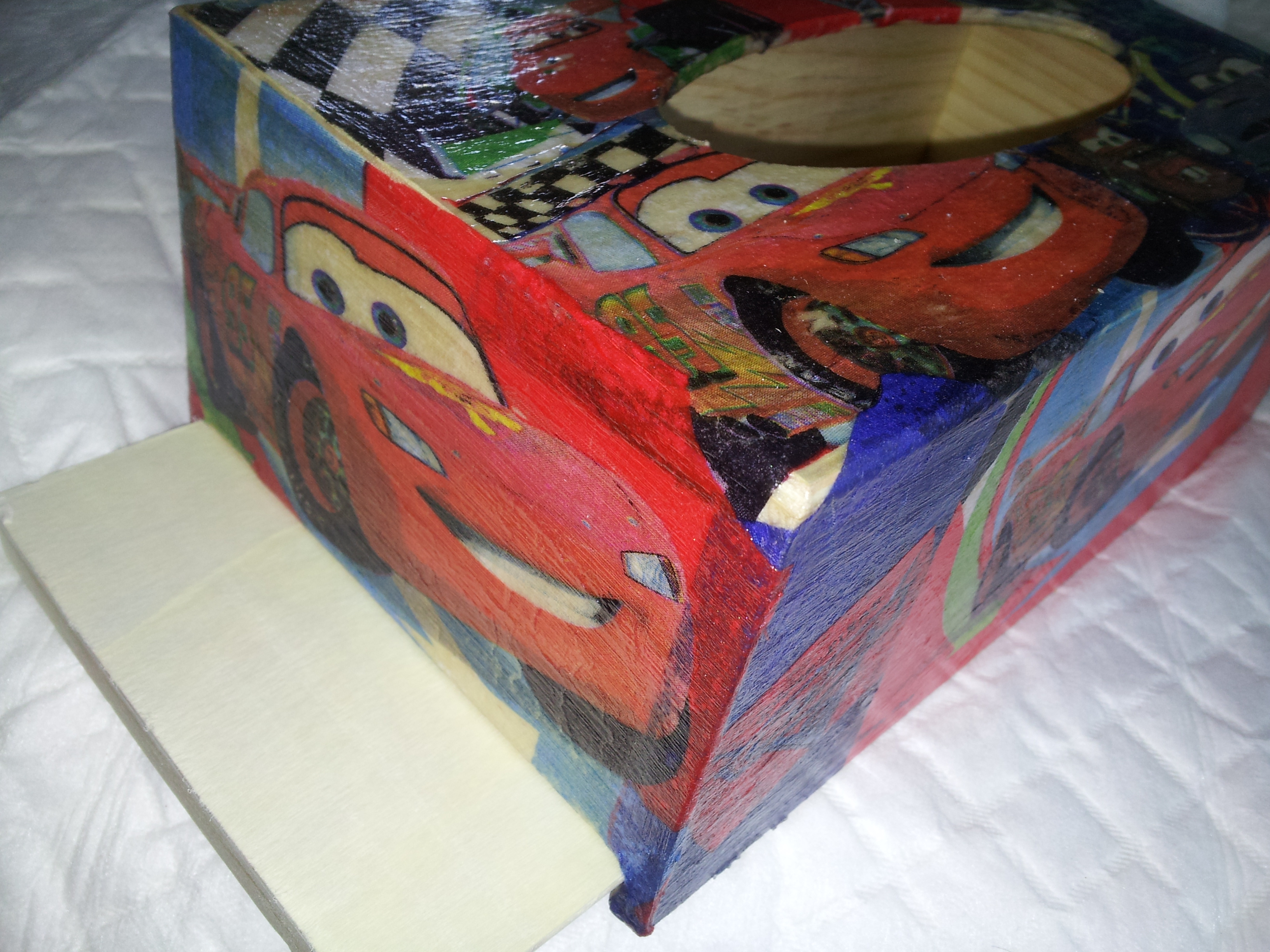 Boites a mouchoir walt disney "CARS"  fait a la main