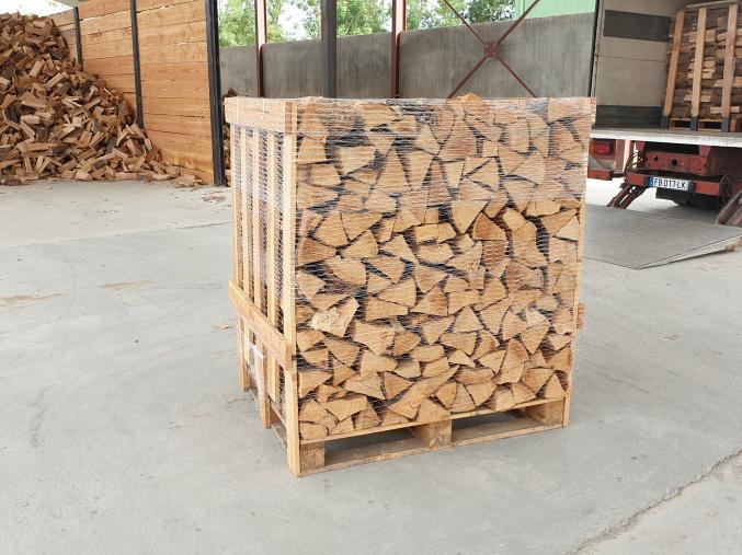 55€/Stère; Vente et livraison BOIS DE CHAUFFAGE