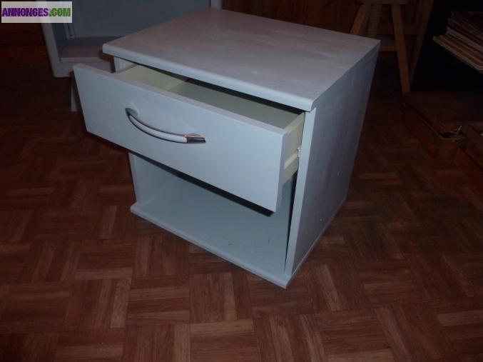 Petits meubles - chevet et meuble étagères