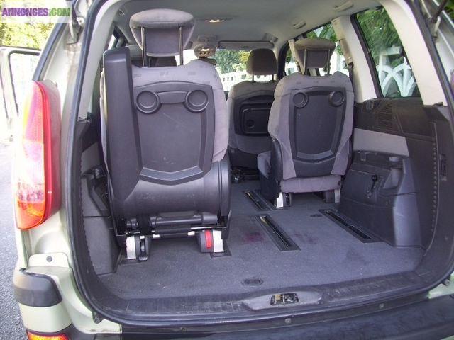 Peugeot 807 2.2 hdi navtech