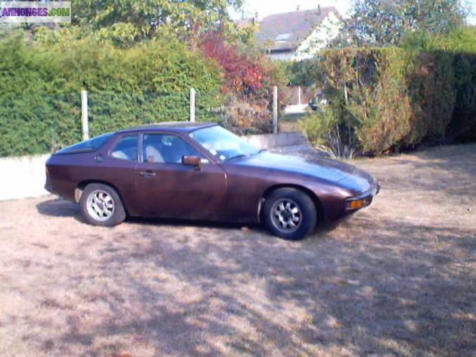 PORSCHE 924 1979