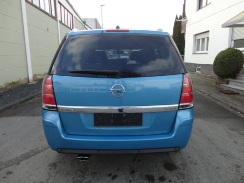 Opel Zafira B Sport