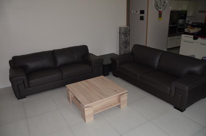 Canapé 3 places NEUF cuir de vachette Chocolat