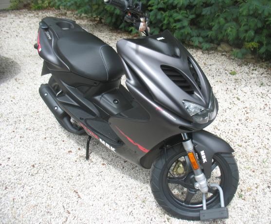 Scooter MBK Nitro Plus 2 Casques - Avec Papiers