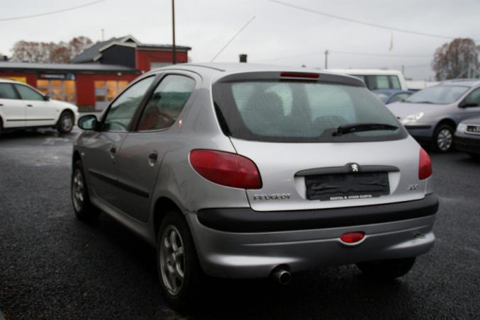 Peugeot 206 