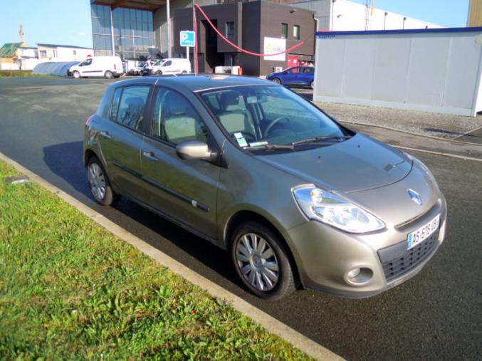 RENAULT CLIO 1.5 DCI