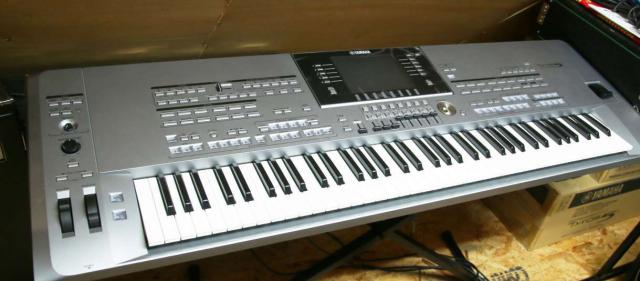 Clavier Yamaha tyros 5-76touche