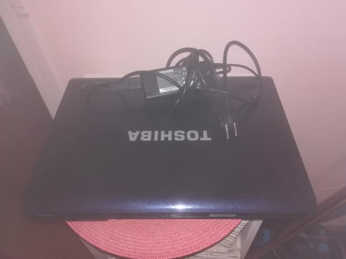 Pc portable toshiba satellite P200