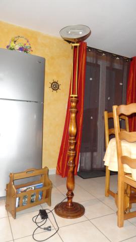 Lampe halogène avec variateur + trie courrier