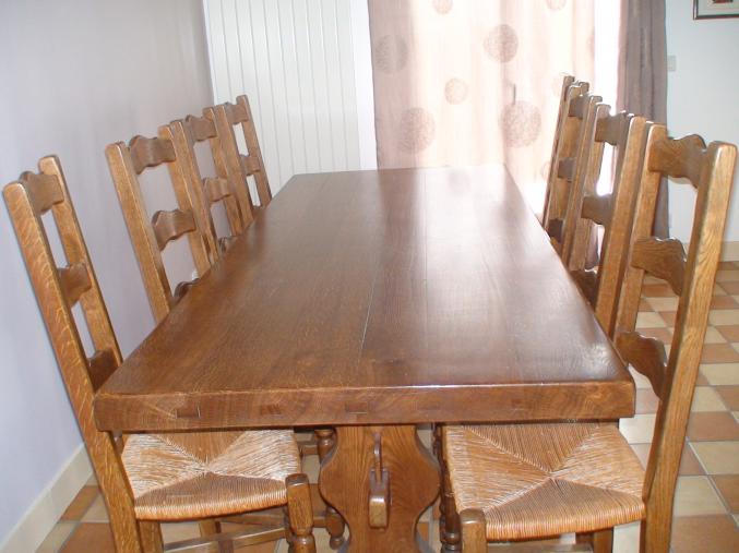 Table chene + 8 chaises