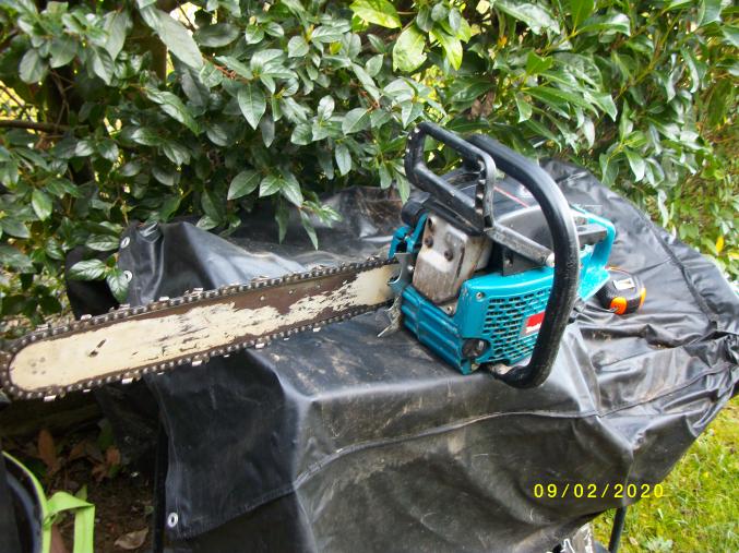 TRONCONNEUSES MAKITA