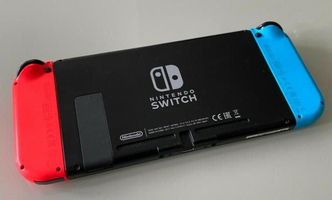 Console nintendo switch version 2
