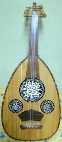 Oud égyptien (luth arabe)