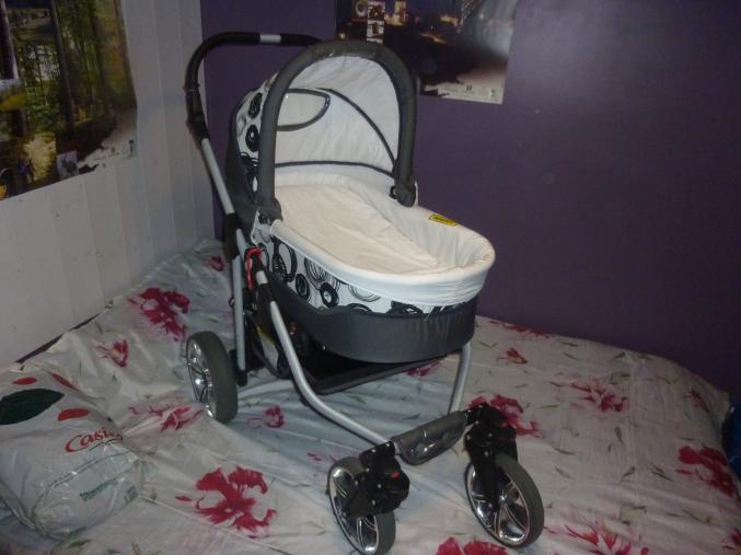 Poussette trio matrix 0-15kg