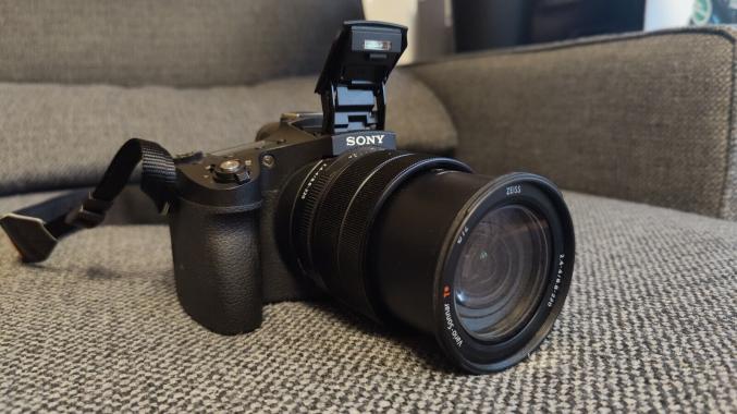 Sony DSC-RX10