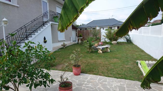 Maison avec 2 apt T4 secteur Hippodrome