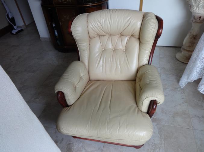 ENSEMBLE CANAPE CUIR + FAUTEUILS