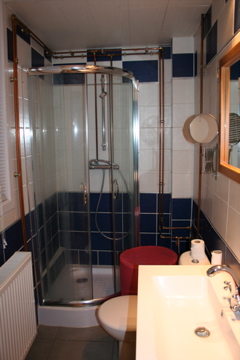 Loue agréable meublé face à la mer