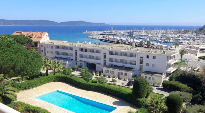 LOCATION VUE MER AVEC PISCINE