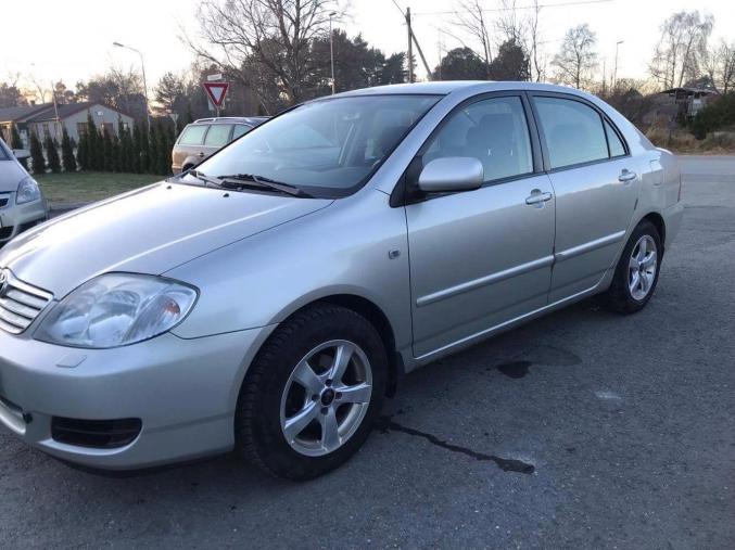 Toyota Corolla 110 D-4D Linea Sol