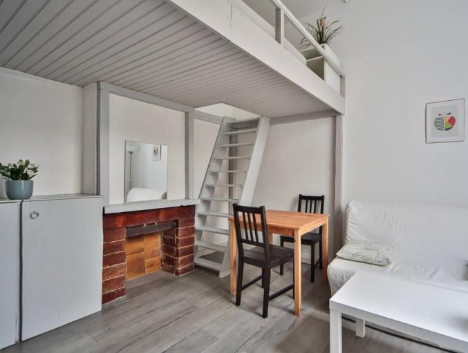Studio meublé à Paris 20E