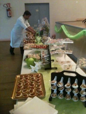 TRAITEUR à Domicile ou Salle des fetes 