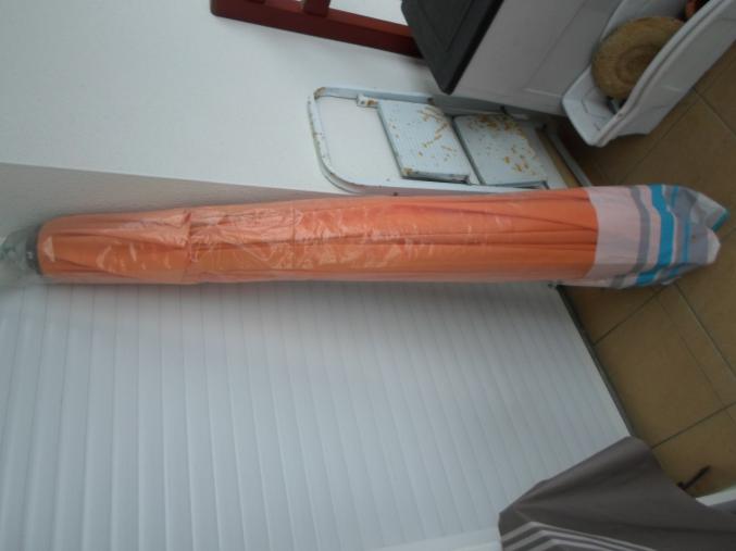 Parasol neuf 
