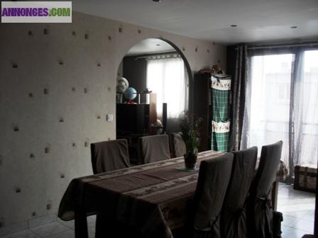 F4 avec cave et balcon