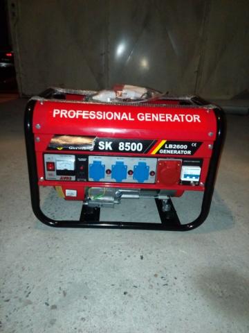 Groupe électrogène neuf  GERMANY 230 V  W 6500 Puissance contacter seulement par téléphone 0645806928 roger