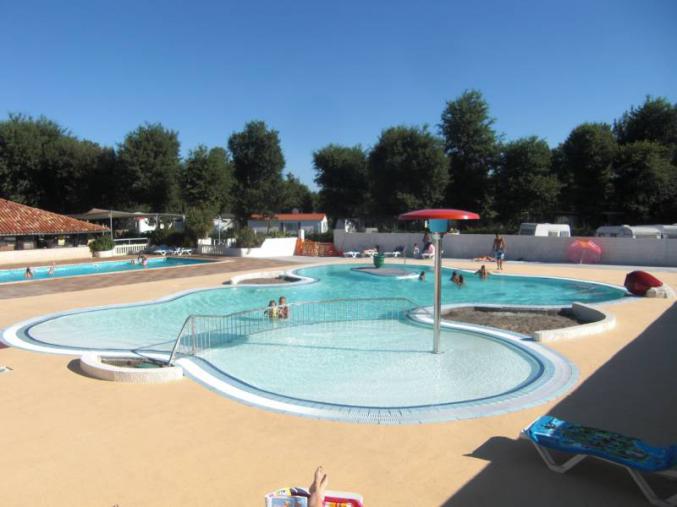 Location mobil home 1100 € les 2 semaines