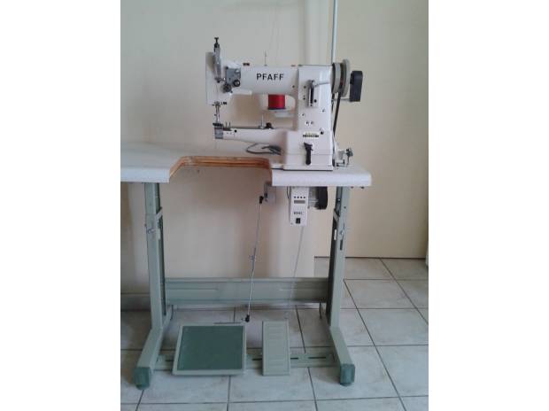 Machine à coudre triple entrainement cuir