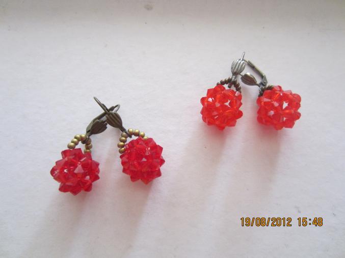 Boucles d'oreilles fait main cristal rouge