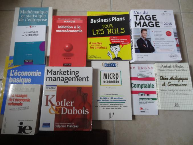 Lot de livre école de commerce et tage mage