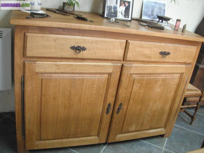 Buffet en chêne massif
