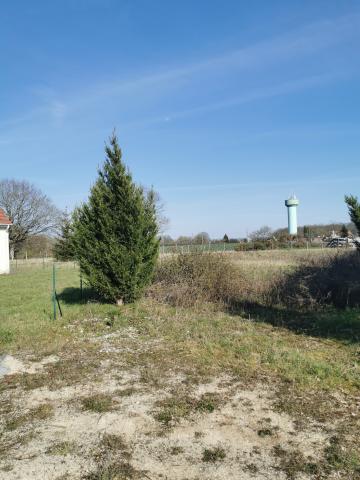 Vends terrain à bâtir