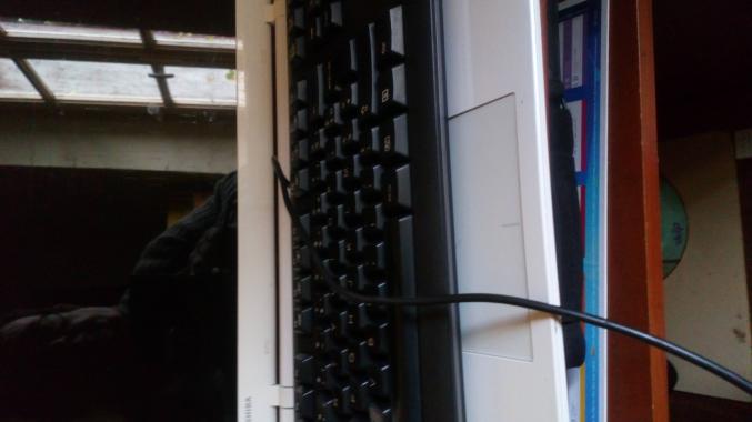 Ordinateur portable tosbiba