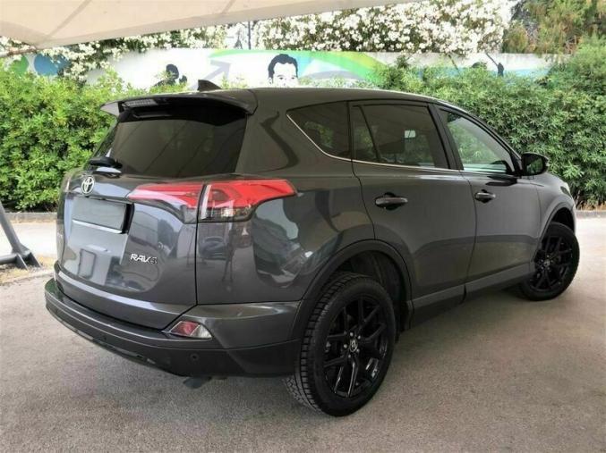 Toyota RAV4 2.0D-4D 143 CV 2WD NAVI